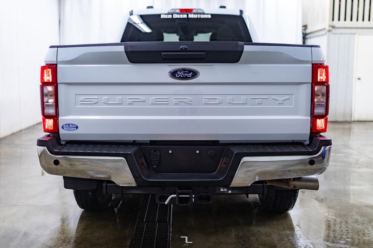 2022 Ford F-350 4x4 Crew Cab XLT FX4 Diesel BCam Red Deer AB