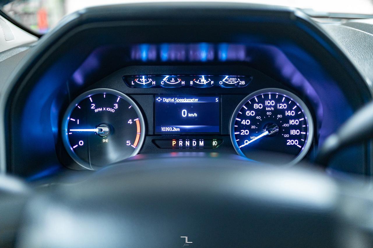 2022 Ford F-350 4x4 Crew Cab XLT FX4 Diesel BCam Red Deer AB