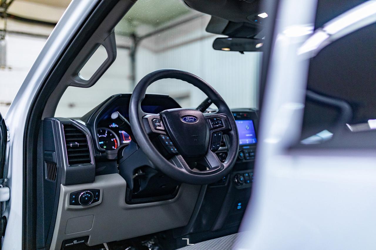 2022 Ford F-350 4x4 Crew Cab XLT FX4 Diesel BCam Red Deer AB