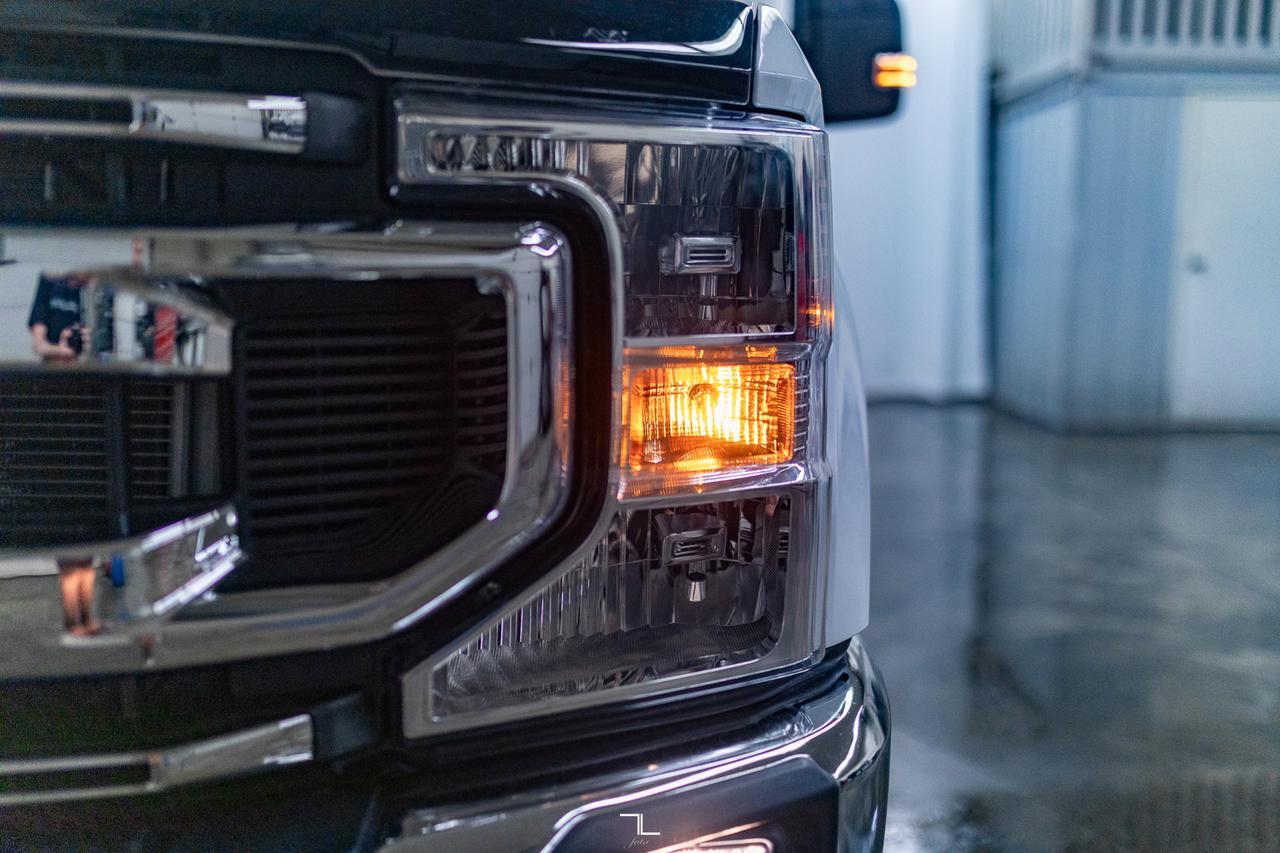 2022 Ford F-350 4x4 Crew Cab XLT FX4 Diesel BCam Red Deer AB