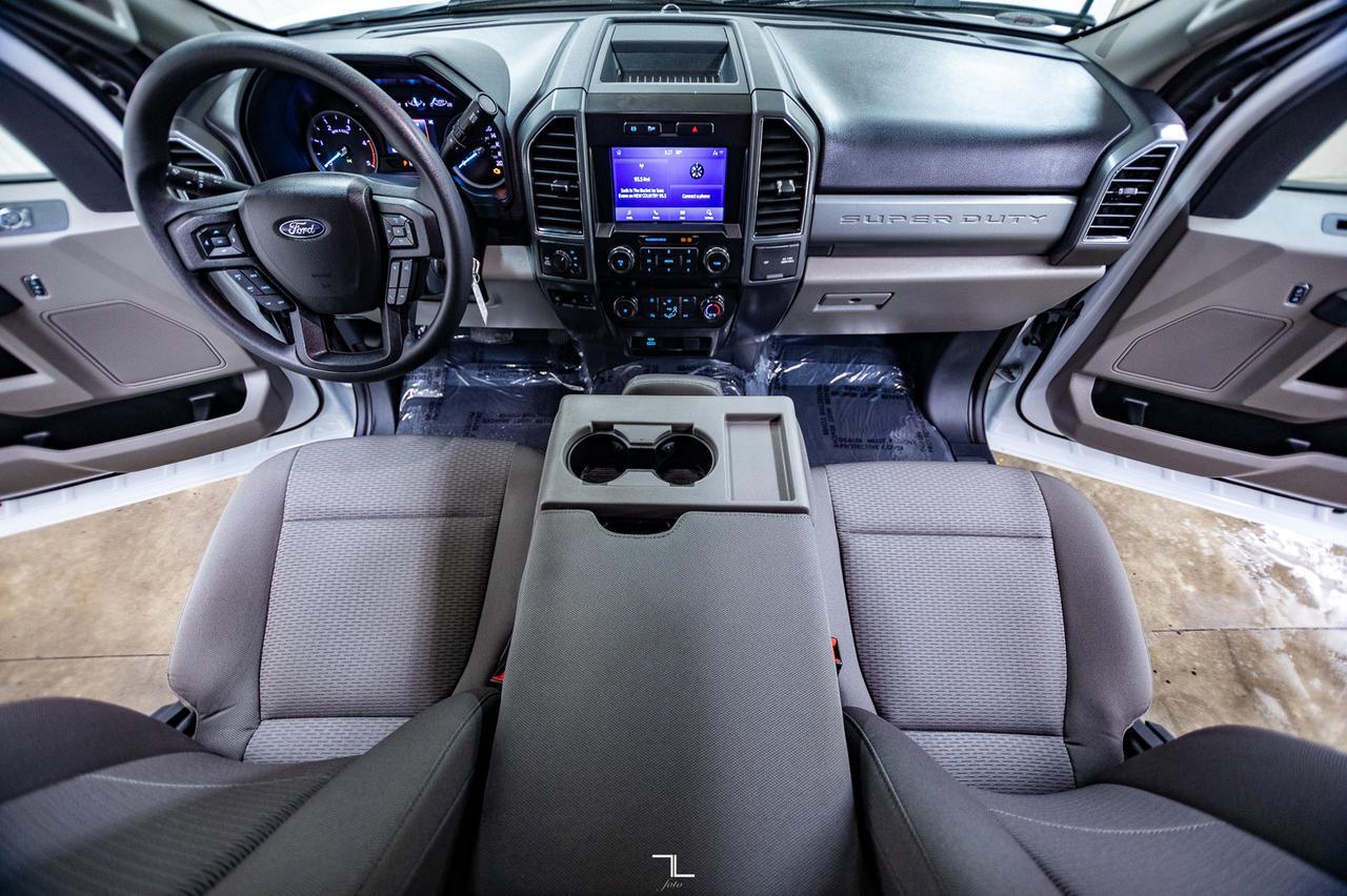 2022 Ford F-350 4x4 Crew Cab XLT FX4 Diesel BCam Red Deer AB