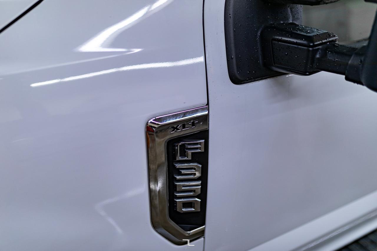 2022 Ford F-350 4x4 Crew Cab XLT FX4 Longbox BCam Red Deer AB