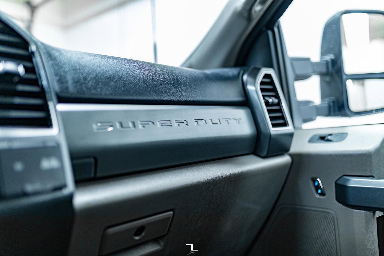 2022 Ford F-350 4x4 Crew Cab XLT FX4 Longbox BCam Red Deer AB