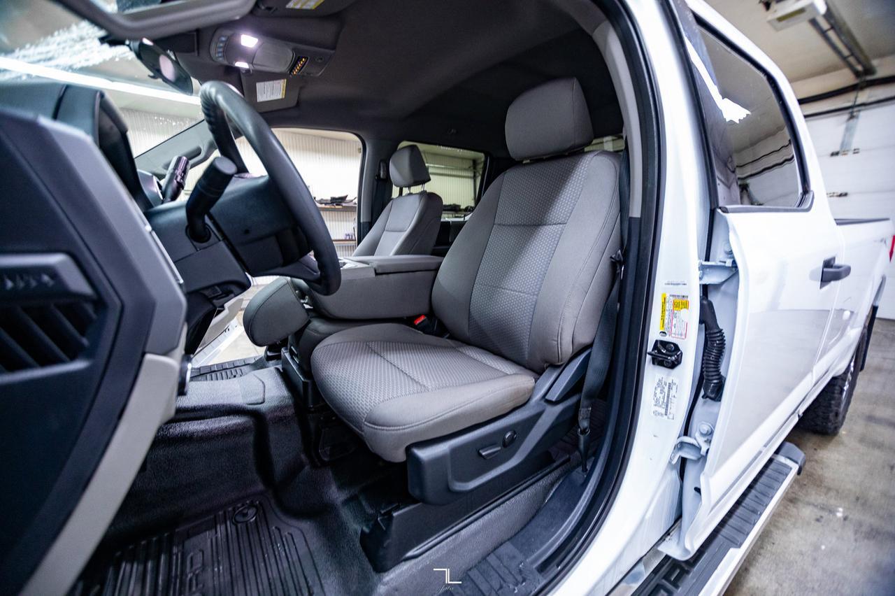 2022 Ford F-350 4x4 Crew Cab XLT FX4 Longbox BCam Red Deer AB