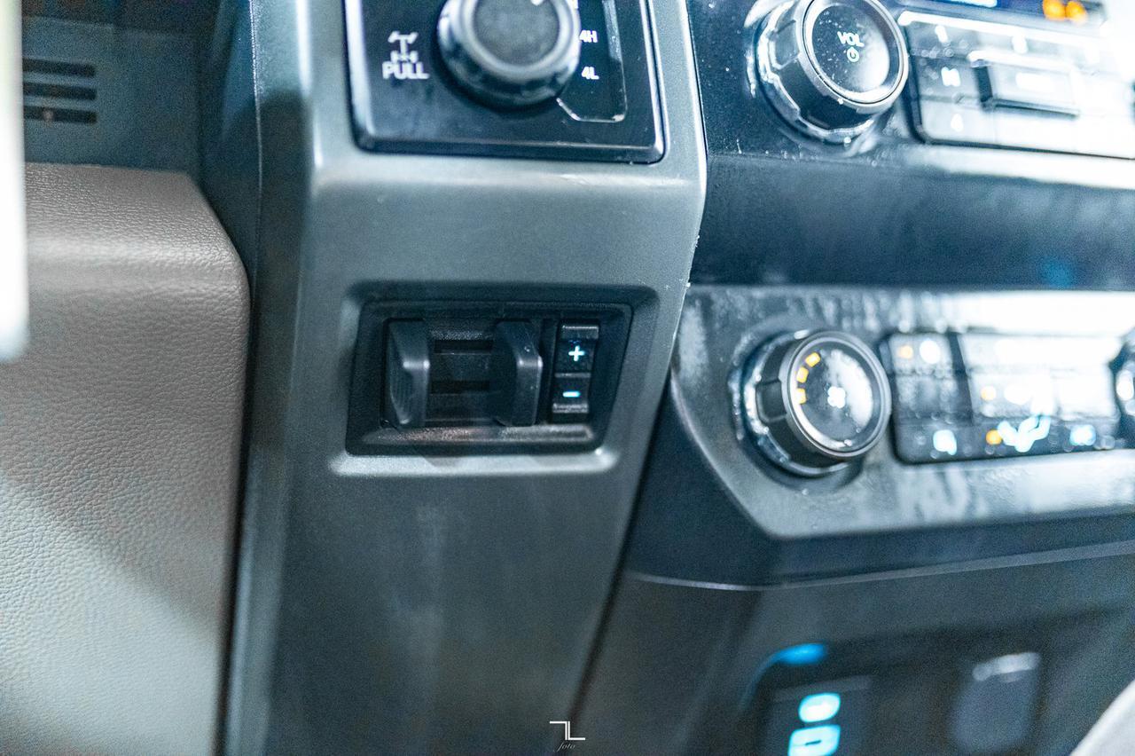 2022 Ford F-350 4x4 Crew Cab XLT FX4 Longbox BCam Red Deer AB