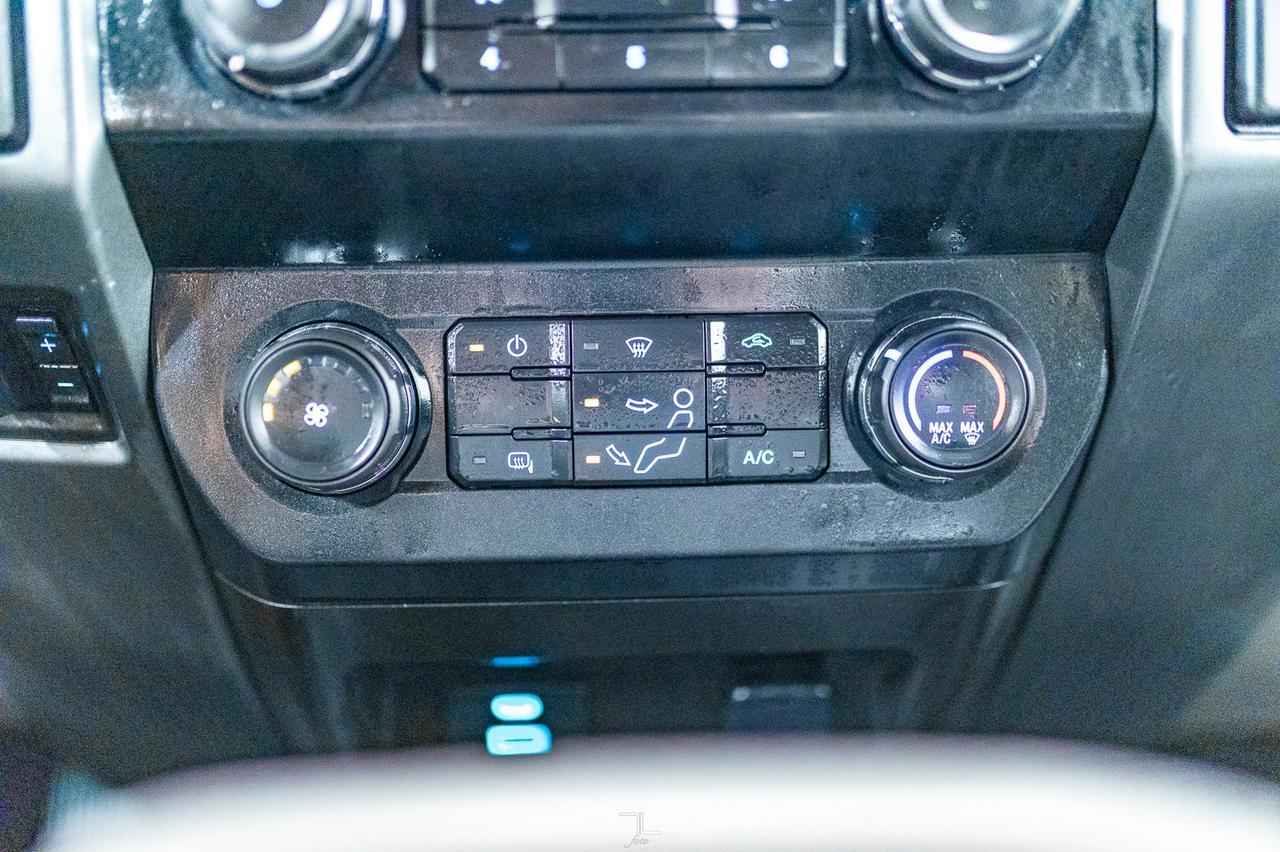 2022 Ford F-350 4x4 Crew Cab XLT FX4 Longbox BCam Red Deer AB