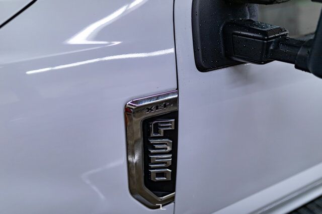 2022 Ford F-350 4x4 Crew Cab XLT FX4 Longbox BCam Red Deer AB