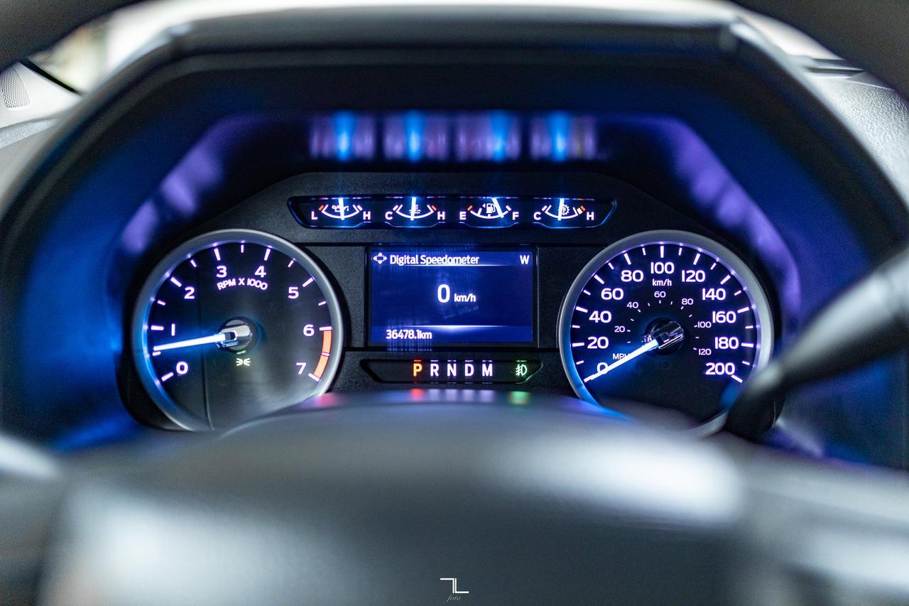 2022 Ford F-350 4x4 Crew Cab XLT FX4 Longbox PSeat BCam Red Deer AB