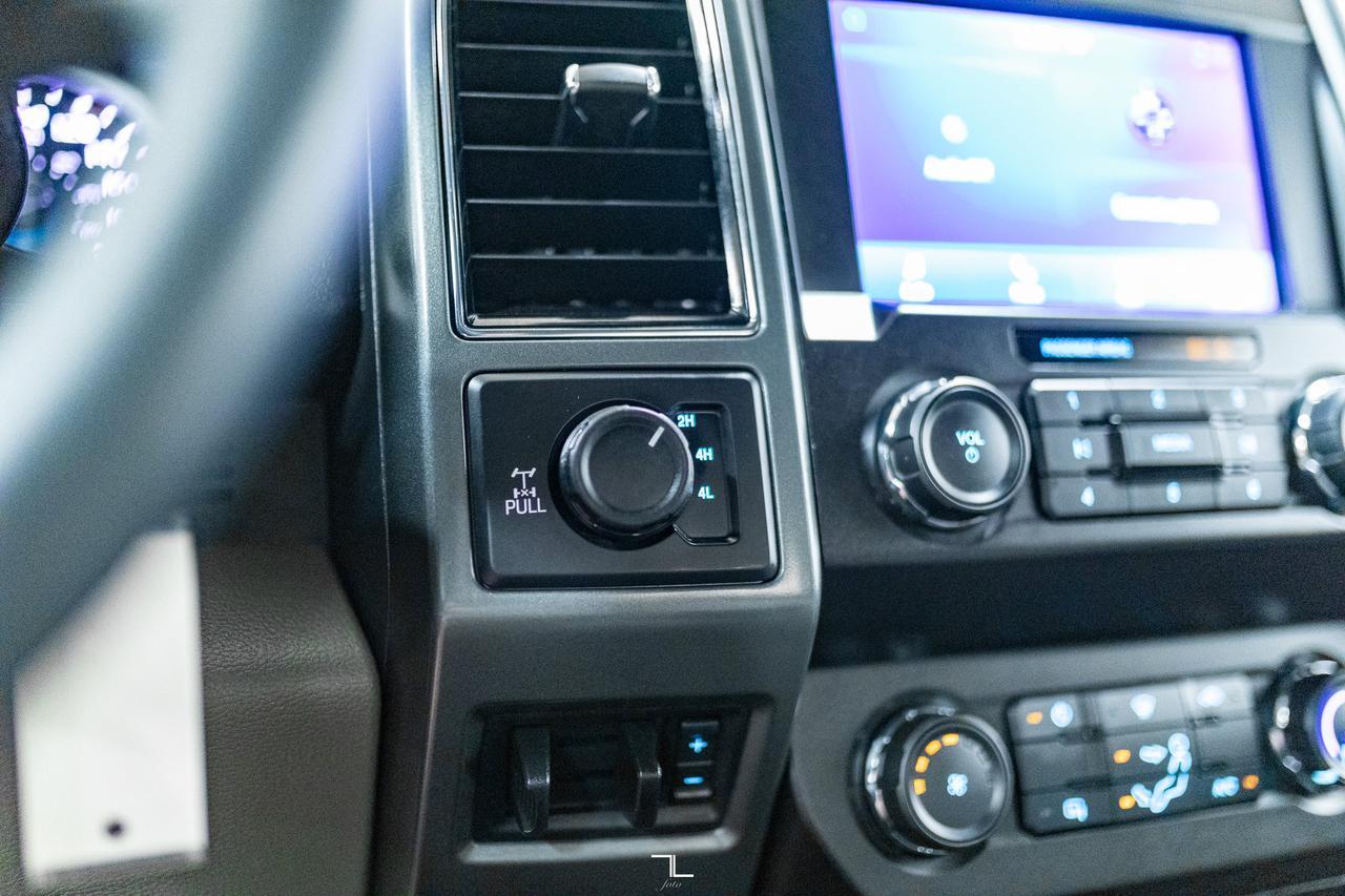 2022 Ford F-350 4x4 Crew Cab XLT FX4 Longbox PSeat BCam Red Deer AB