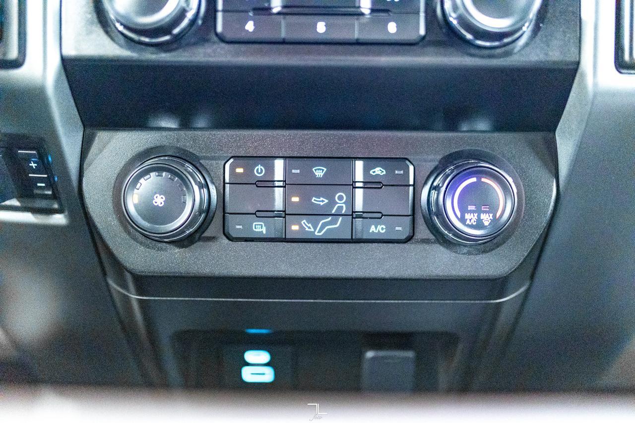 2022 Ford F-350 4x4 Crew Cab XLT FX4 Longbox PSeat BCam Red Deer AB