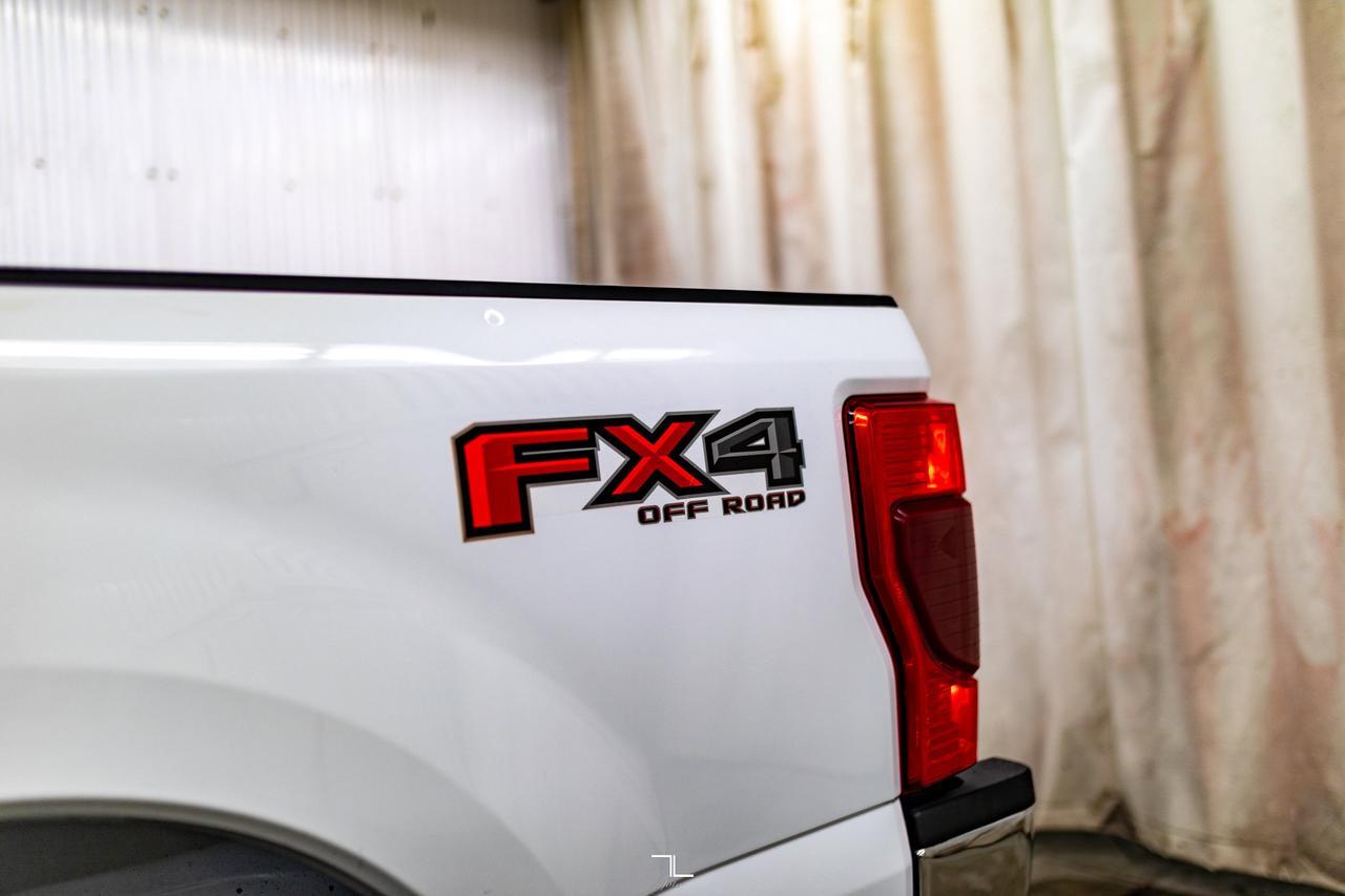 2022 Ford F-350 4x4 Crew Cab XLT FX4 Longbox PSeat BCam Red Deer AB
