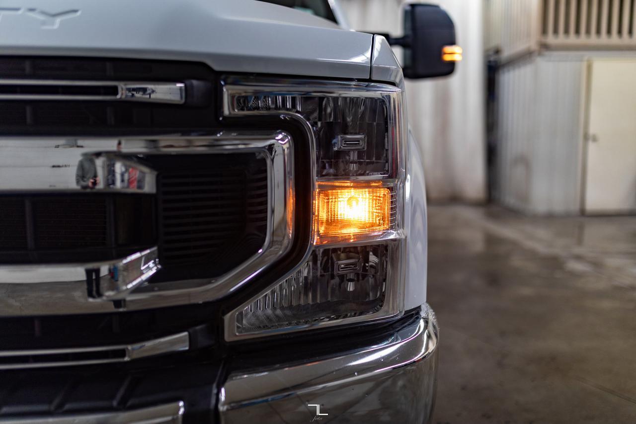 2022 Ford F-350 4x4 Crew Cab XLT FX4 Longbox PSeat BCam Red Deer AB