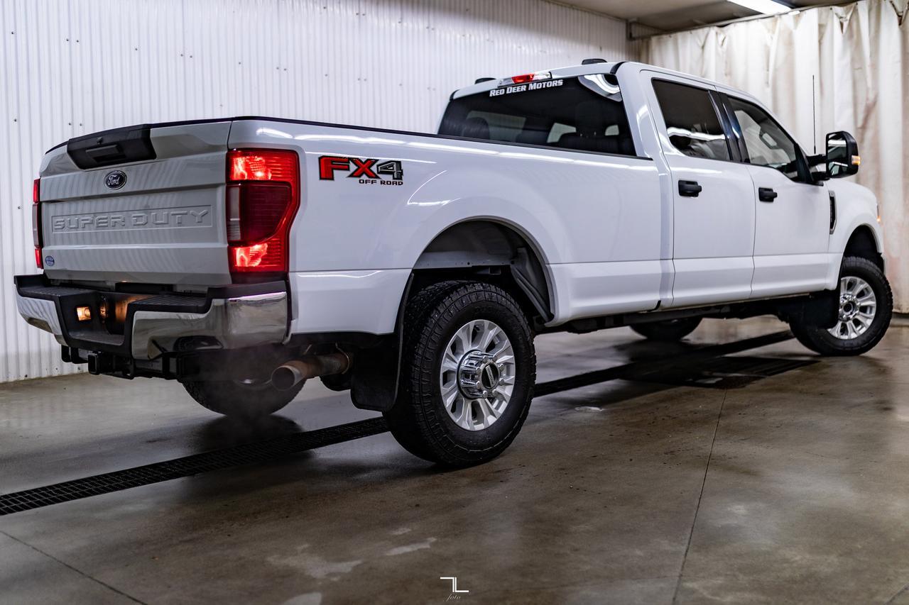2022 Ford F-350 4x4 Crew Cab XLT FX4 Longbox PSeat BCam Red Deer AB