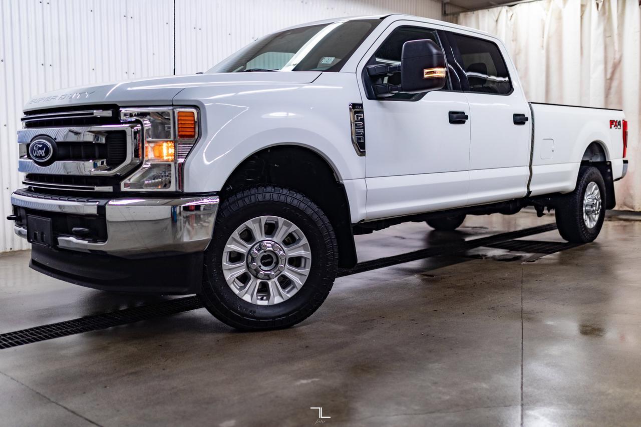 2022 Ford F-350 4x4 Crew Cab XLT FX4 Longbox PSeat BCam Red Deer AB