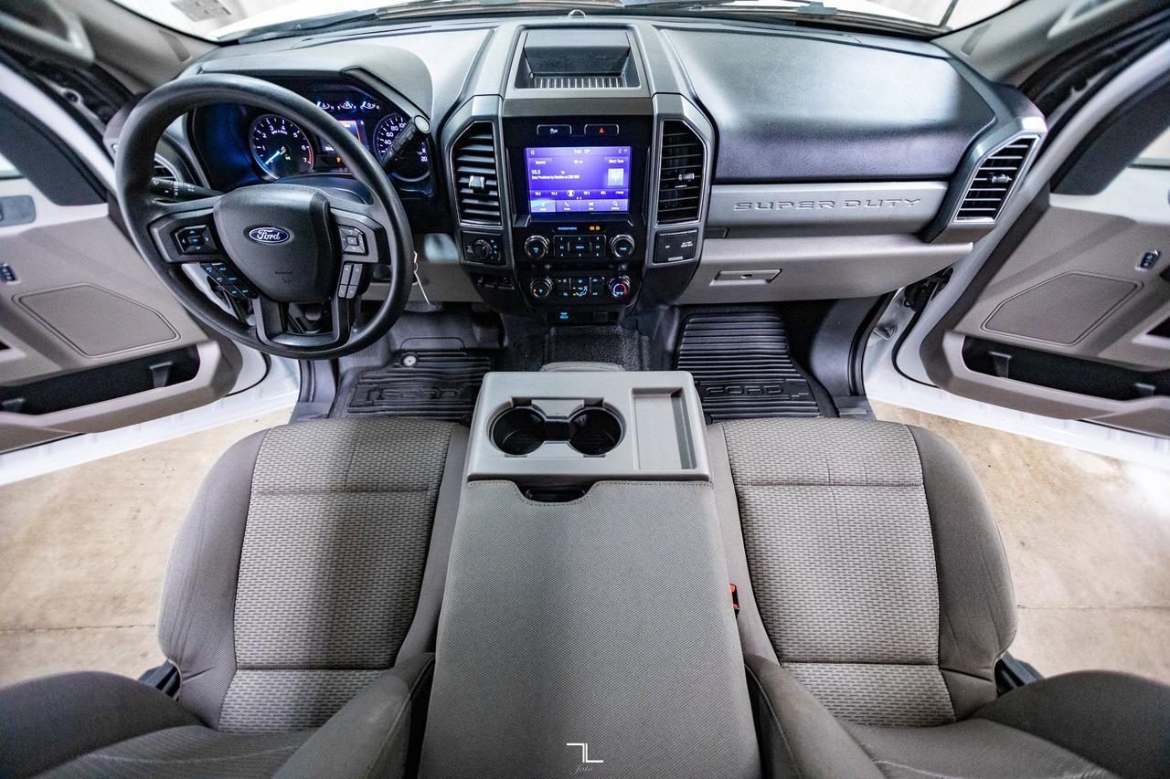 2022 Ford F-350 4x4 Crew Cab XLT FX4 Longbox PSeat BCam Red Deer AB