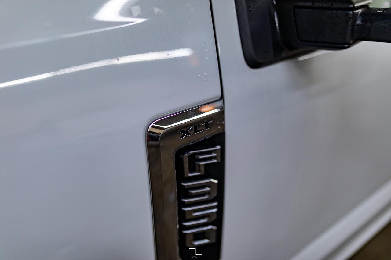 2022 Ford F-350 4x4 Crew Cab XLT FX4 Longbox PSeat BCam Red Deer AB