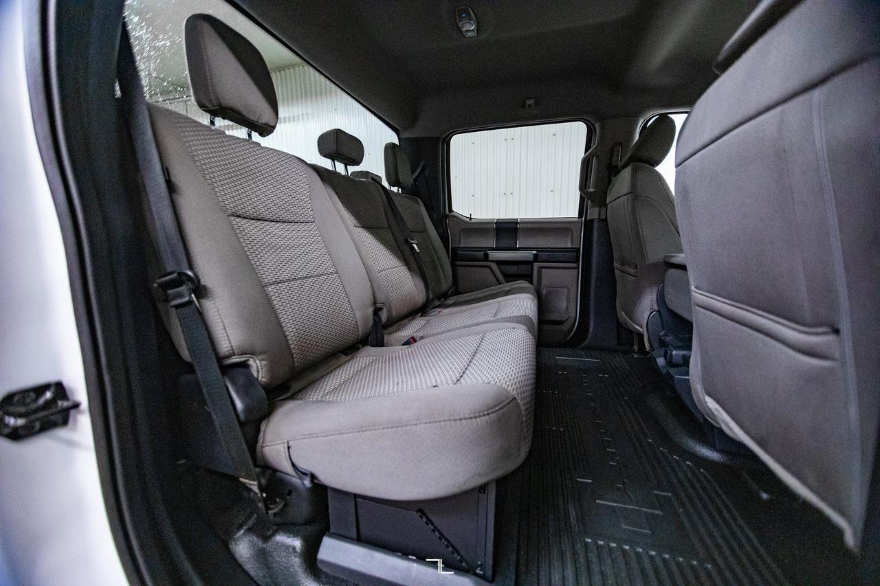 2022 Ford F-350 4x4 Crew Cab XLT FX4 Longbox PSeat BCam Red Deer AB