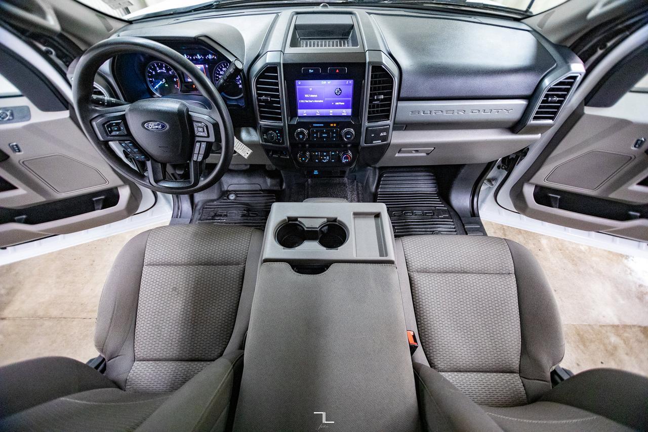 2022 Ford F-350 4x4 Crew Cab XLT FX4 Longbox PSeat BCam Red Deer AB