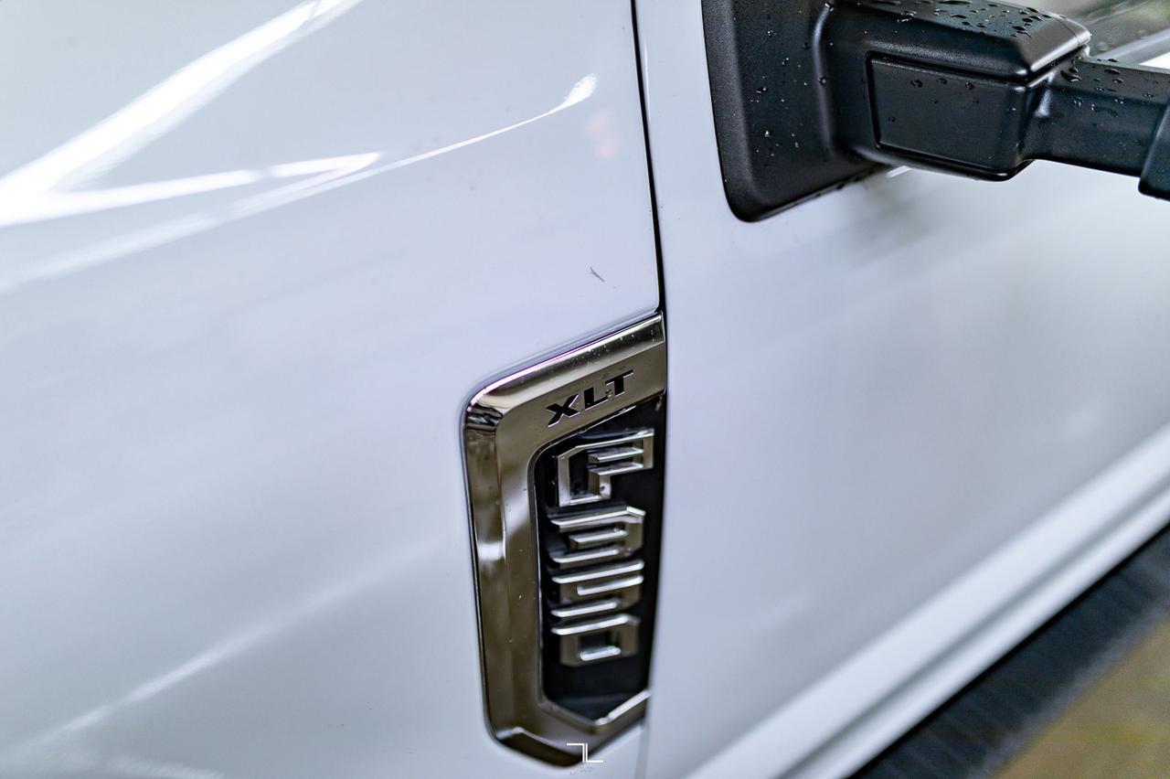 2022 Ford F-350 4x4 Crew Cab XLT Longbox BCam Red Deer AB