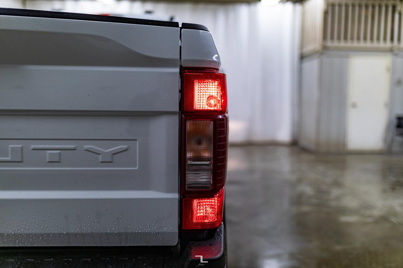 2022 Ford F-350 4x4 Crew Cab XLT Longbox BCam Red Deer AB