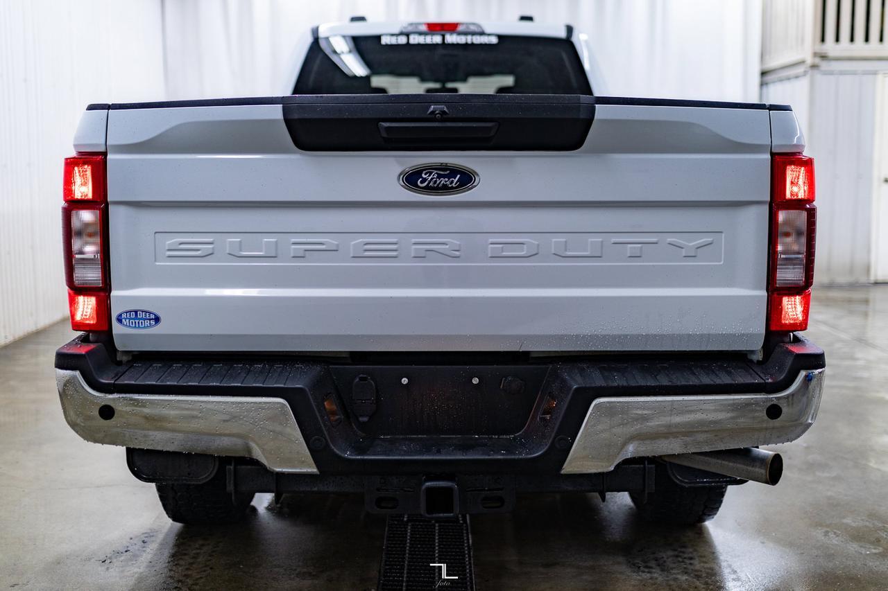 2022 Ford F-350 4x4 Crew Cab XLT Longbox BCam Red Deer AB