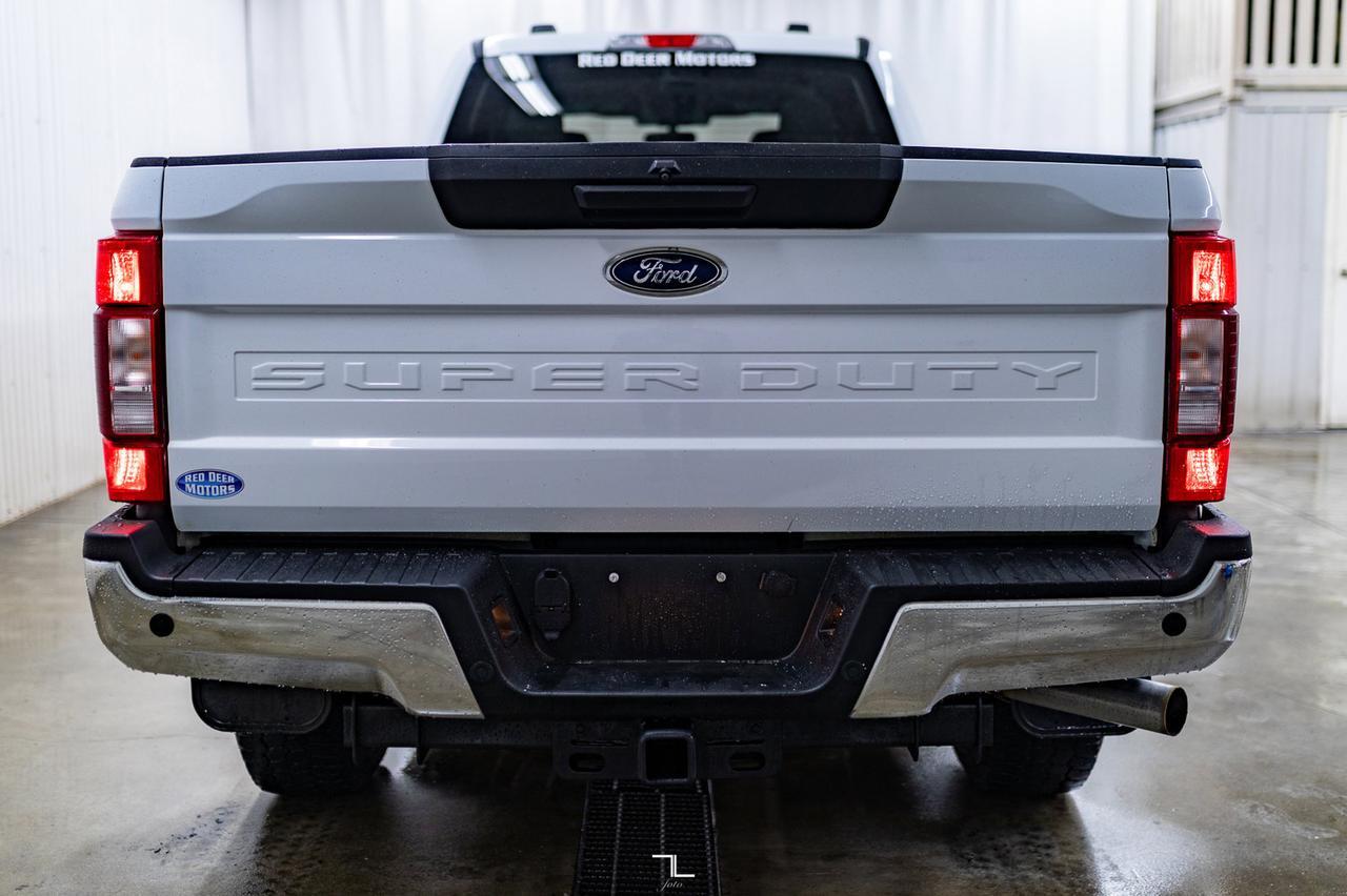 2022 Ford F-350 4x4 Crew Cab XLT Longbox BCam Red Deer AB