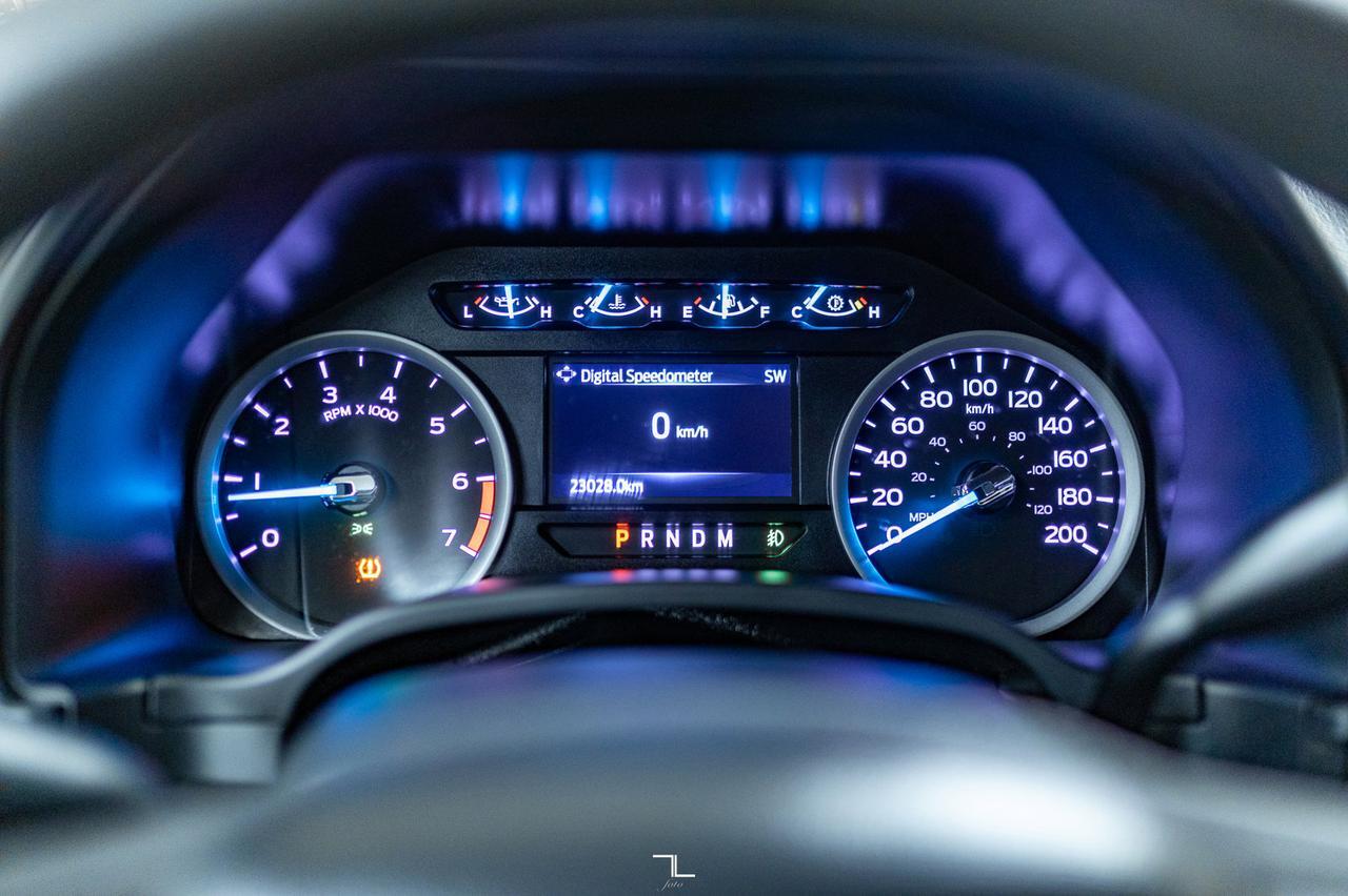 2022 Ford F-350 4x4 Crew Cab XLT Longbox BCam Red Deer AB