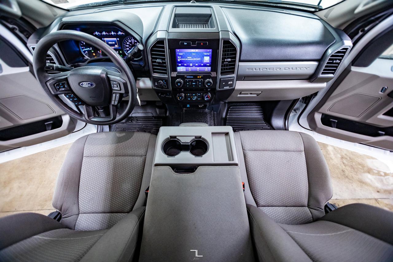 2022 Ford F-350 4x4 Crew Cab XLT Longbox BCam Red Deer AB