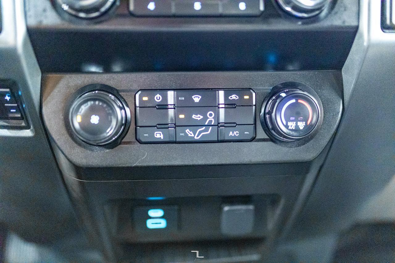 2022 Ford F-350 4x4 Crew Cab XLT Longbox PSeat BCam Red Deer AB
