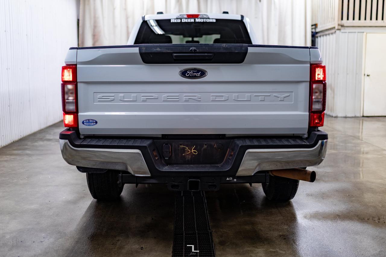 2022 Ford F-350 4x4 Crew Cab XLT Longbox PSeat BCam Red Deer AB