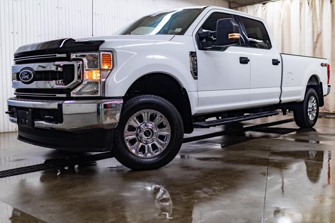 2022 Ford F-350 4x4 Crew Cab XLT Longbox PSeat BCam Red Deer AB