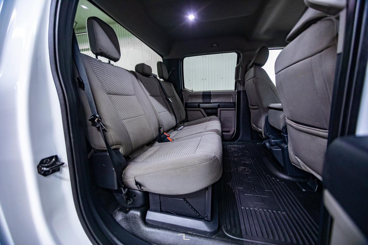 2022 Ford F-350 4x4 Crew Cab XLT Longbox PSeat BCam Red Deer AB