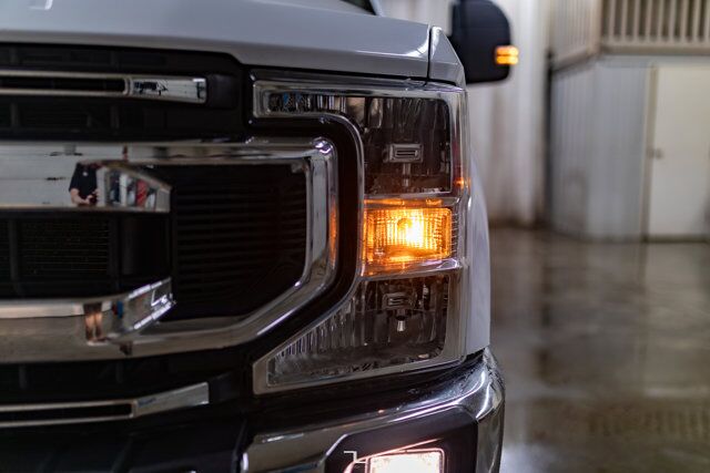 2022 Ford F-350 4x4 Crew Cab XLT Longbox PSeat BCam Red Deer AB