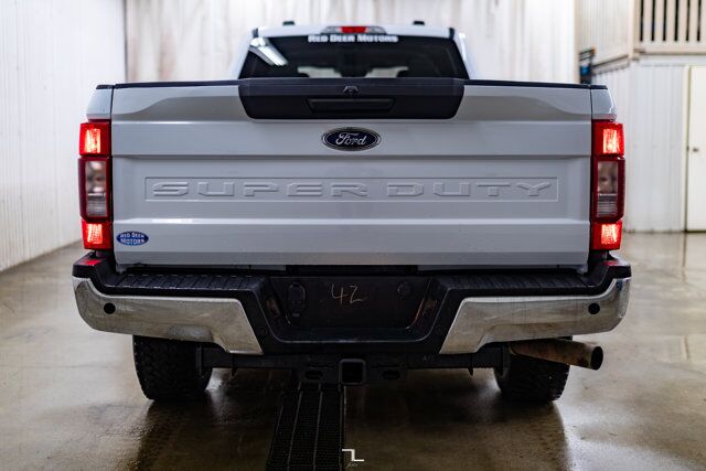 2022 Ford F-350 4x4 Crew Cab XLT Longbox PSeat BCam Red Deer AB