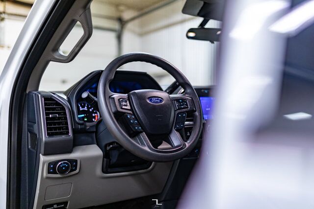 2022 Ford F-350 4x4 Crew Cab XLT Longbox PSeat BCam Red Deer AB