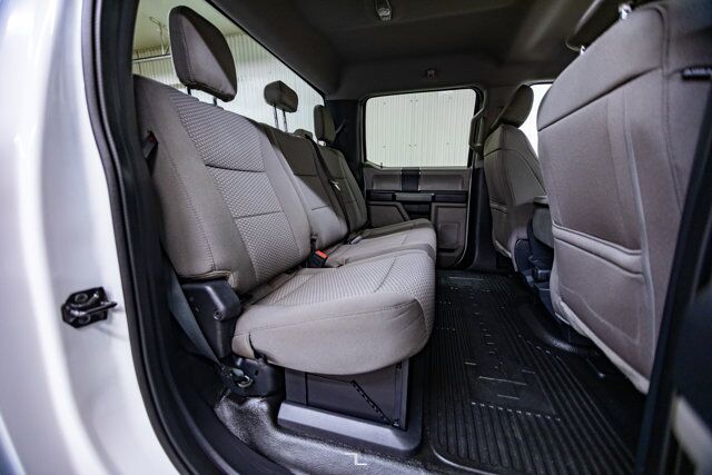 2022 Ford F-350 4x4 Crew Cab XLT Longbox PSeat BCam Red Deer AB