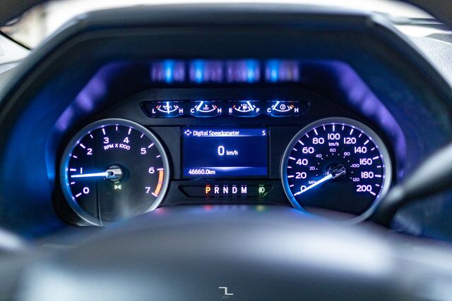 2022 Ford F-350 4x4 Crew Cab XLT Longbox PSeat BCam Red Deer AB