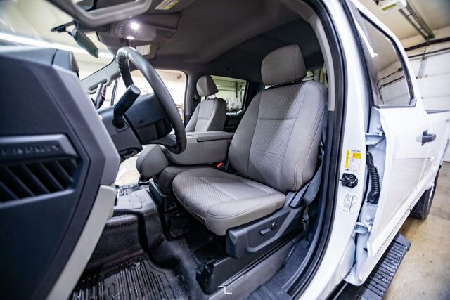 2022 Ford F-350 4x4 Crew Cab XLT Longbox PSeat BCam Red Deer AB