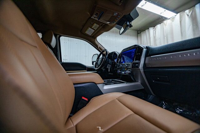 2022 Ford F-350 4x4 Super Cab Lariat Deck Dually Diesel Leather Nav BCam Red Deer AB