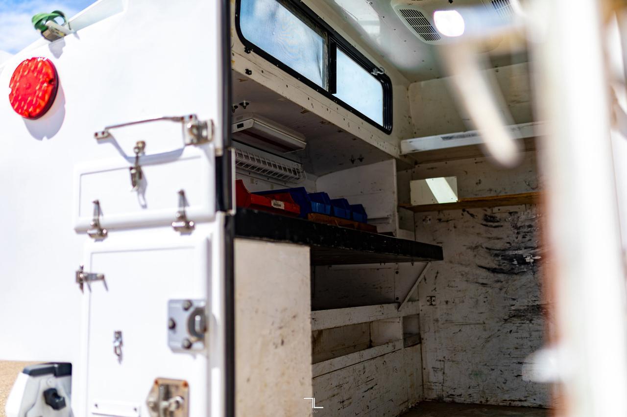 2022 Ford F-350 4x4 Super Cab XL Longbox Canopy BCam Red Deer AB