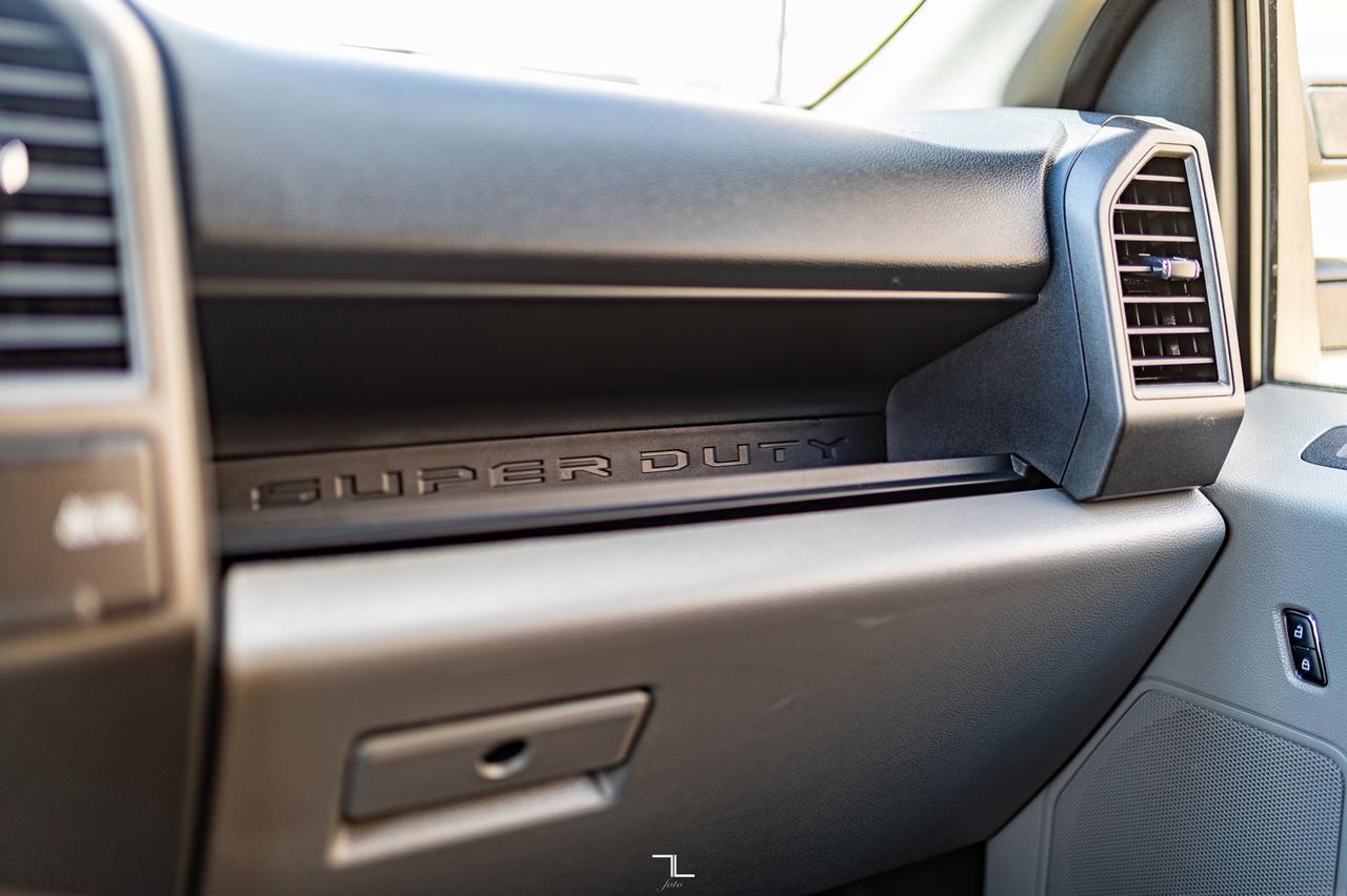 2022 Ford F-350 4x4 Super Cab XL Longbox Canopy BCam Red Deer AB