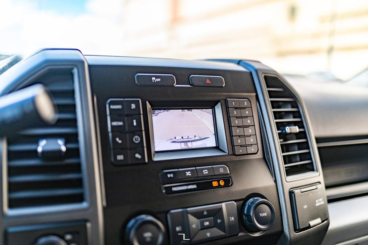 2022 Ford F-350 4x4 Super Cab XL Longbox Canopy BCam Red Deer AB