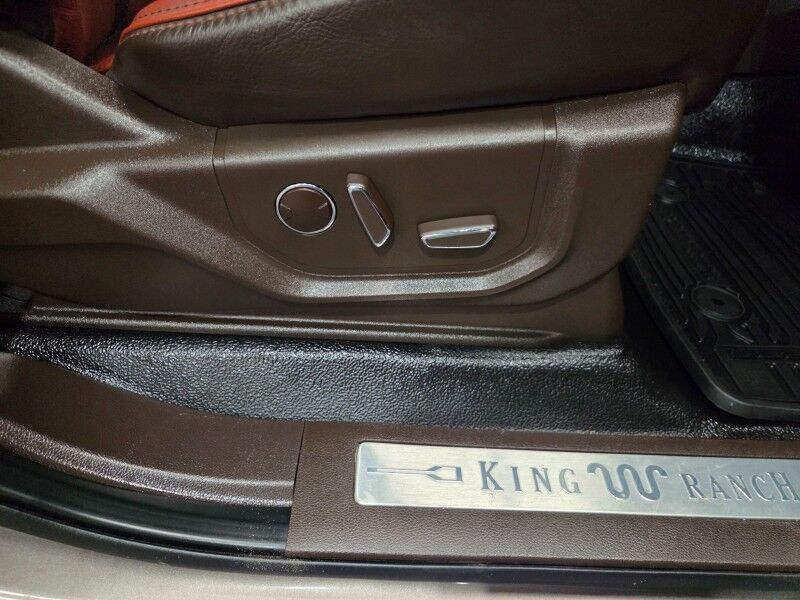 2022 Ford F-350 King Ranch Chrome Pkg FX4 4WD 6.7L Diesel GPS Gooseneck Toyo Tir Arlington TX