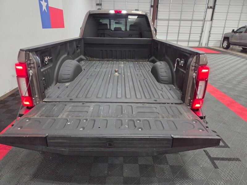 2022 Ford F-350 King Ranch Chrome Pkg FX4 4WD 6.7L Diesel GPS Gooseneck Toyo Tir Arlington TX