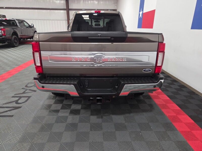 2022 Ford F-350 King Ranch Chrome Pkg FX4 4WD 6.7L Diesel GPS Gooseneck Toyo Tir Arlington TX
