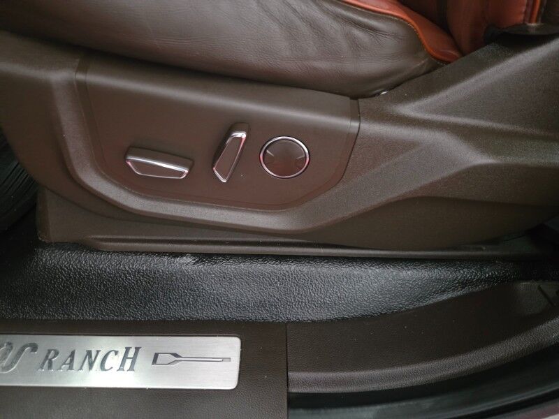 2022 Ford F-350 King Ranch Chrome Pkg FX4 4WD 6.7L Diesel GPS Gooseneck Toyo Tir Arlington TX