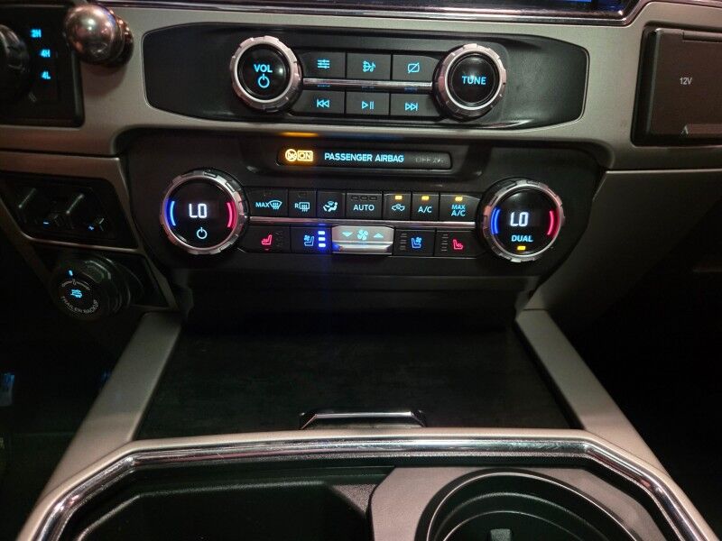 2022 Ford F-350 Lariat Dually 4WD 6.7L Diesel Sunroof Gooseneck NEW TIRES FREE WARRANTY Call (682)587-6288 Arlington TX