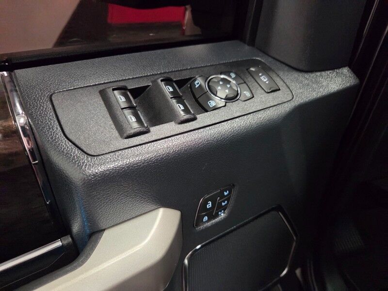 2022 Ford F-350 Lariat Dually 4WD 6.7L Diesel Sunroof Gooseneck NEW TIRES FREE WARRANTY Call (682)587-6288 Arlington TX