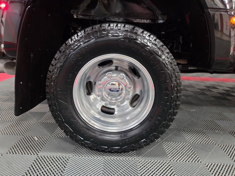 2022 Ford F-350 Lariat Dually 4WD 6.7L Diesel Sunroof Gooseneck NEW TIRES FREE WARRANTY Call (682)587-6288 Arlington TX