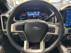 2022 Ford F-350 Super Duty 4x4 Crew Cab Lariat Fond du Lac WI